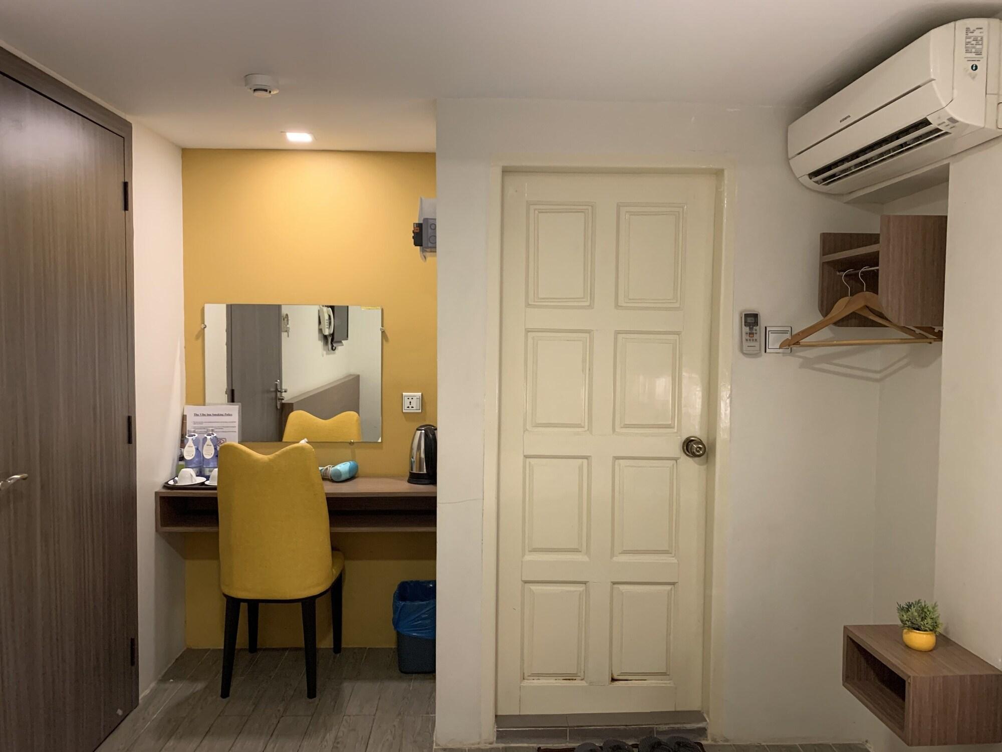 The Vibe Inn Янгон Екстер'єр фото