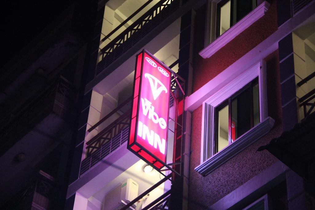 The Vibe Inn Янгон Екстер'єр фото