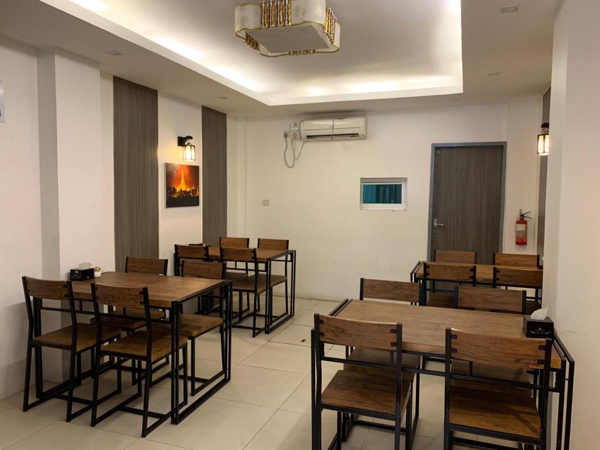 The Vibe Inn Янгон Екстер'єр фото